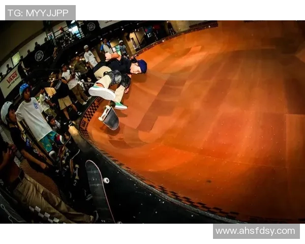 广州滑板队与南京滑板队赛后复盘探讨团队协作的成功与不足之处